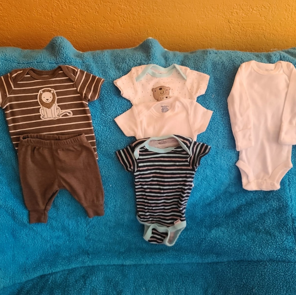 Baby clothes
